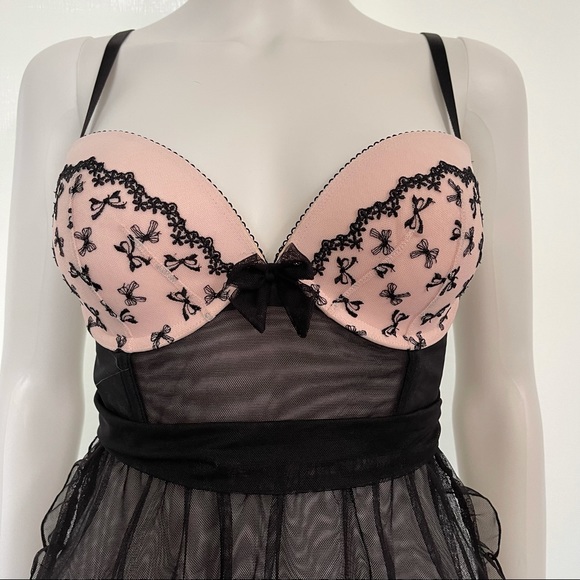 36C VS Victoria’s Secret Sexy Maid Costume dress - Picture 6 of 15